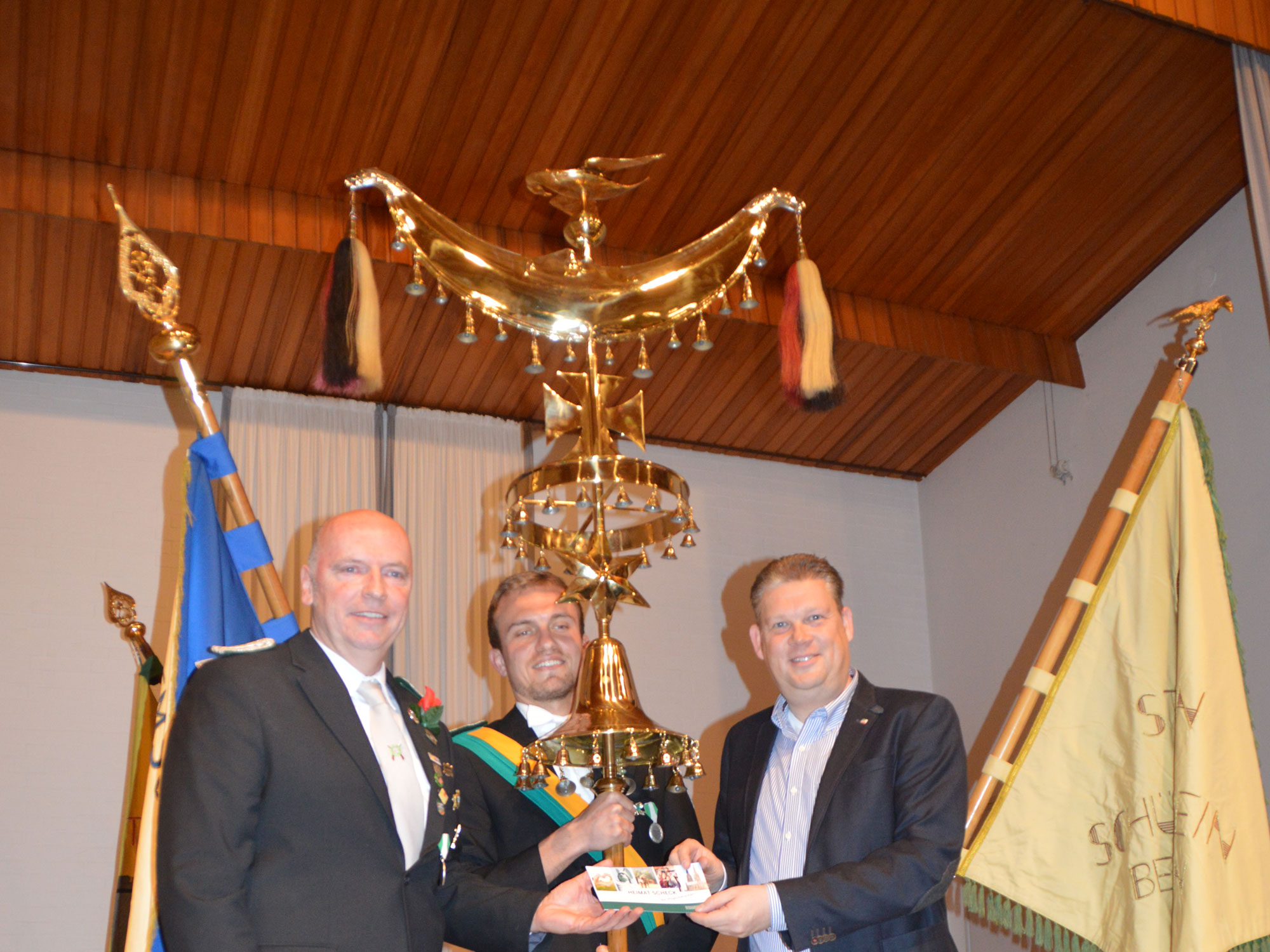 Restaurierter Schellenbaum präsentiert