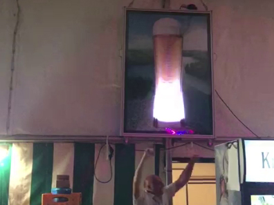 Krombacher Bierstandsanzeige zum Überlaufen gebracht!!!