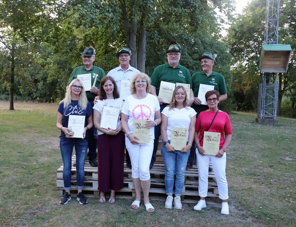 Mathias Rehkemper ist König der Könige und Elisabeth Voß Königin der Königinnen