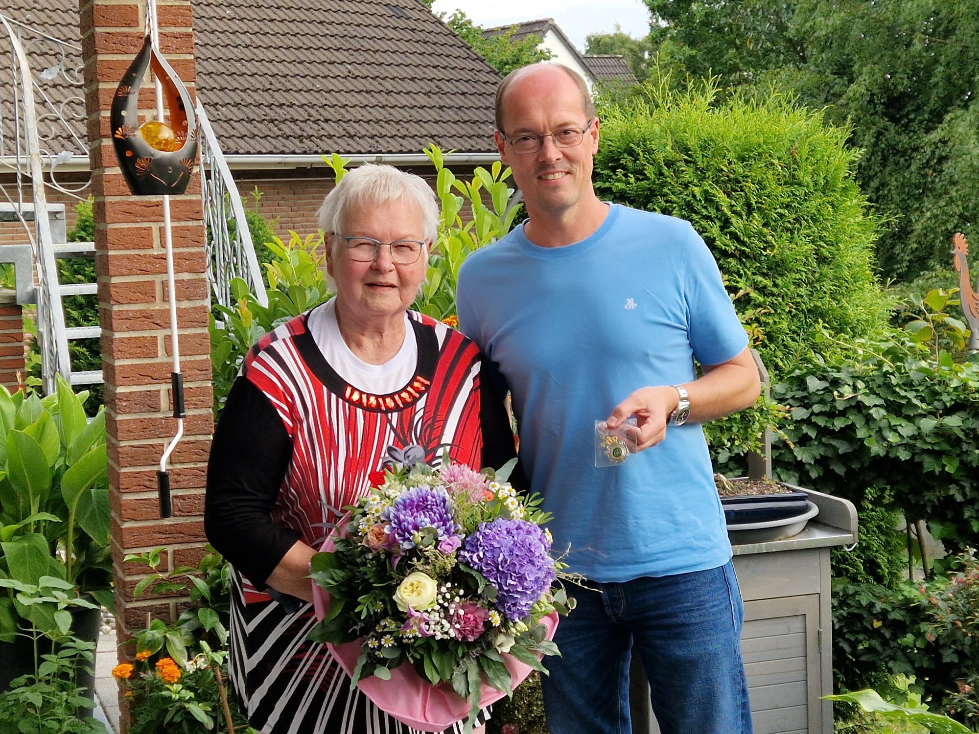 Ehrung der 60-jährigen Jubelkönigin Hannelore Müller