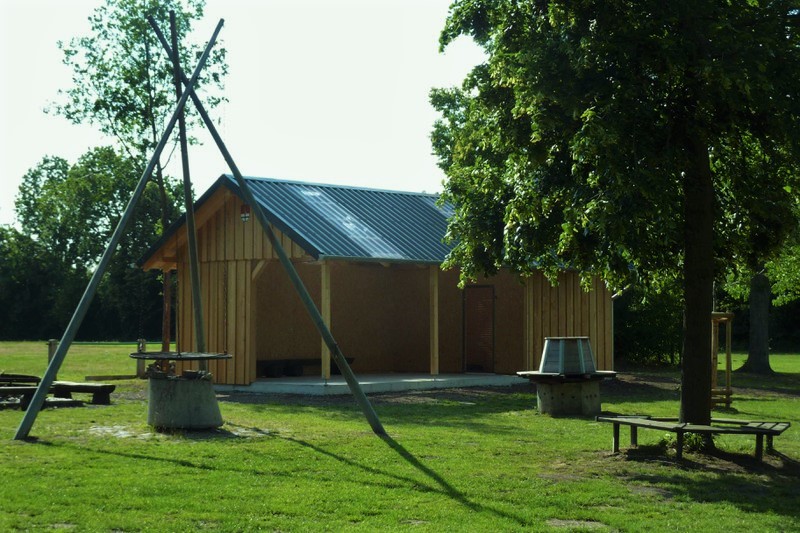 Grillplatz mit Schutzhütte